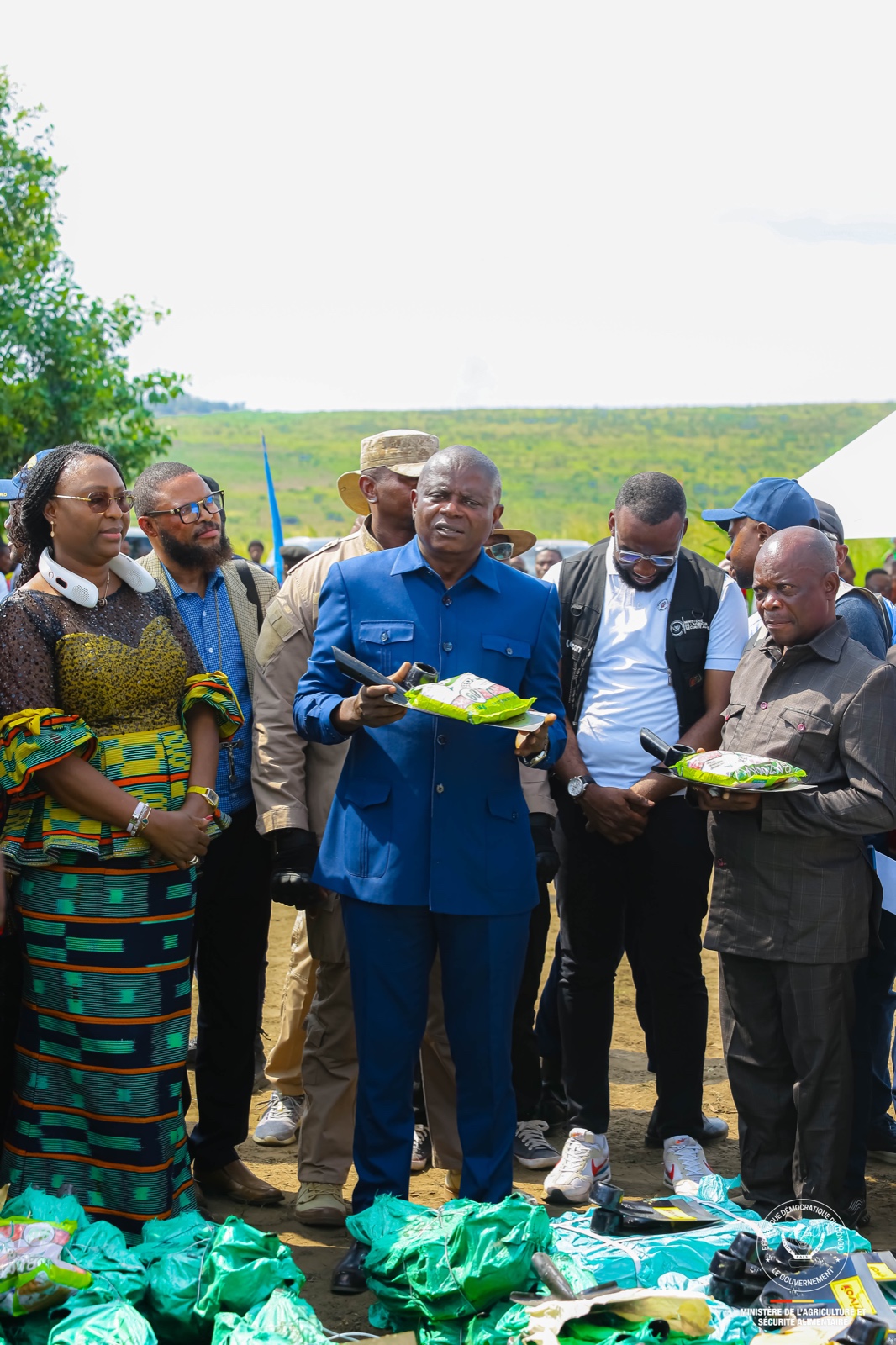 LANCEMENT DE LA DOUBLE CEREMONIE DANS LA PROVINCE DU KWILU, TERRITOIRE DE MASIMANIMBA 